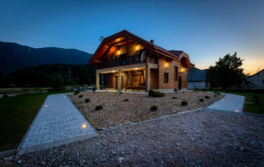 Villa D-IKA